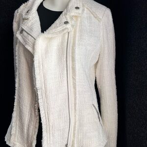 Chic Cream Women's Blazer